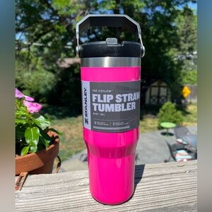 BRAND NEW Stanley 30oz Flip Straw Tumbler - Limited Edition Electric Pink ⚡️🩷